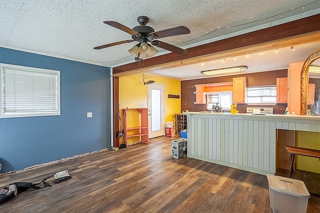7526 3rd Ave, Sabine Pass, TX 77640 - photo 2