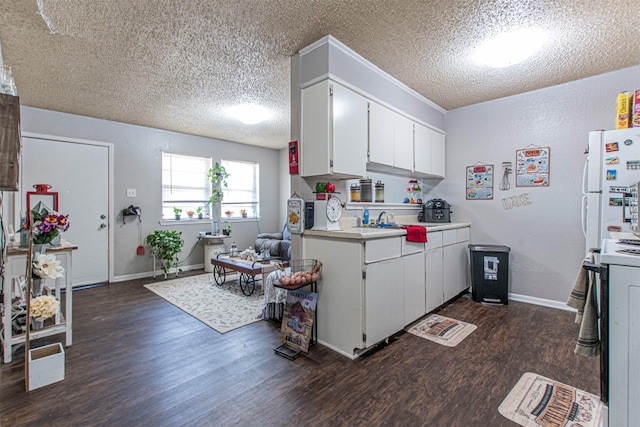 518 E Cypress St, Lott, TX 76656 - photo 7