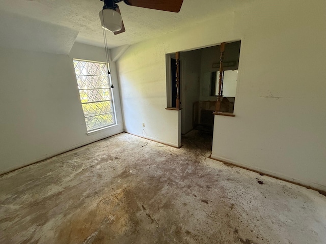 2114 Eagle Point Rd, Crosby, TX 77532 - photo 8