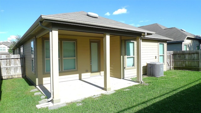 6707 Lindale Springs Ln, Katy, TX 77449 - photo 29