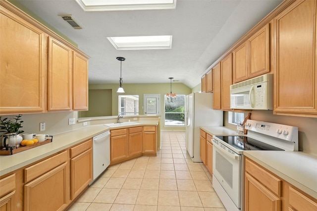 7 N Queenscliff Cir, The Woodlands, TX 77382 - photo 8