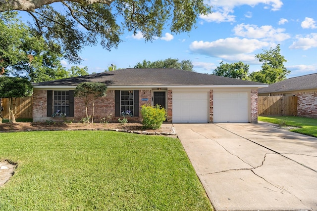 502 Southbend Dr, Alvin, TX 77511 - photo 1