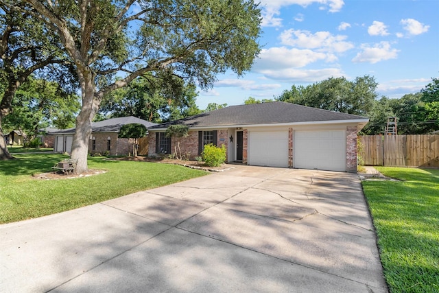 502 Southbend Dr, Alvin, TX 77511 - photo 2