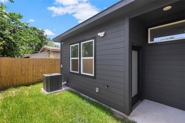 7323 Bastogne Rd, Houston, TX 77033 - photo 22