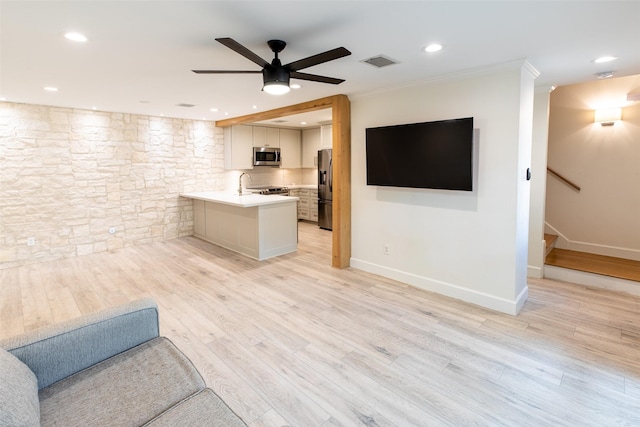 905 Wax Myrtle Ln, Houston, TX 77079 - photo 5
