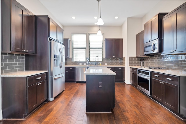 5451 Larkin St, Houston, TX 77007 - photo 10