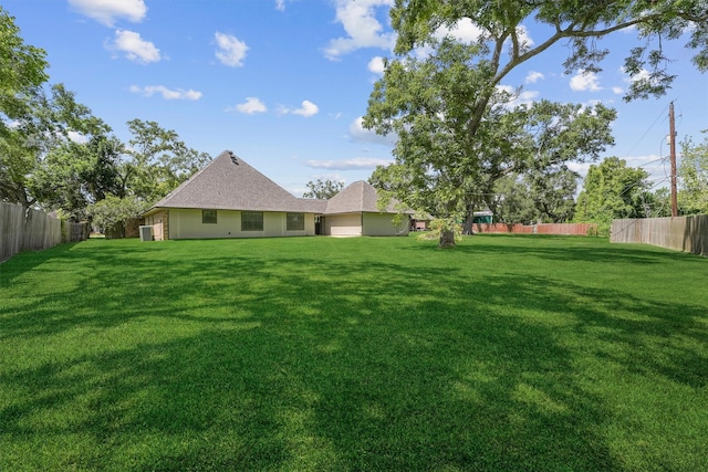 2119 Oakwood Dr, Clute, TX 77531 - photo 26