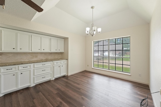 2119 Oakwood Dr, Clute, TX 77531 - photo 10