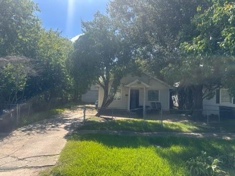 7247 Saint Augustine St, Houston, TX 77021 - photo 5