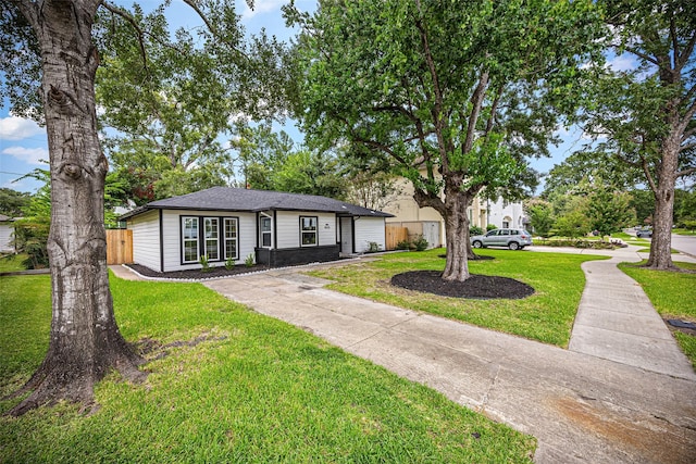 4626 Holly St, Bellaire, TX 77401 - photo 2