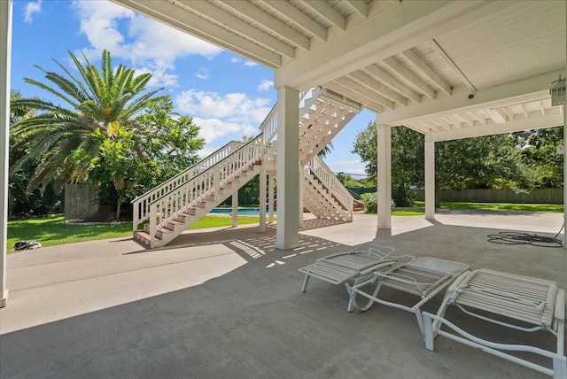 2564 E Bayshore Dr, Dickinson, TX 77539 - photo 8