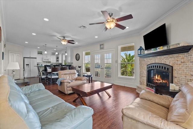 2564 E Bayshore Dr, Dickinson, TX 77539 - photo 9