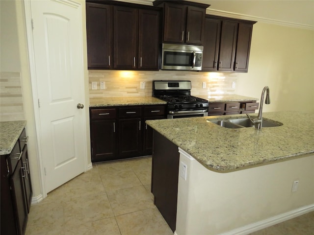2704 Camden Hill Ln, Pearland, TX 77089 - photo 11