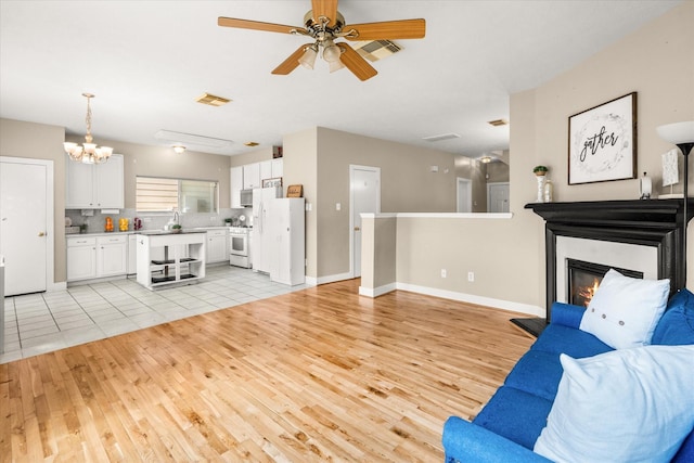 9939 Farrell Dr, Houston, TX 77070 - photo 12