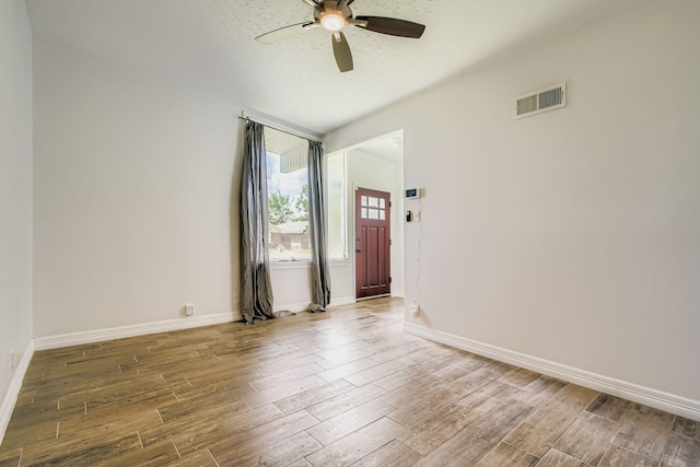 910 Eastlake St, Houston, TX 77034 - photo 5