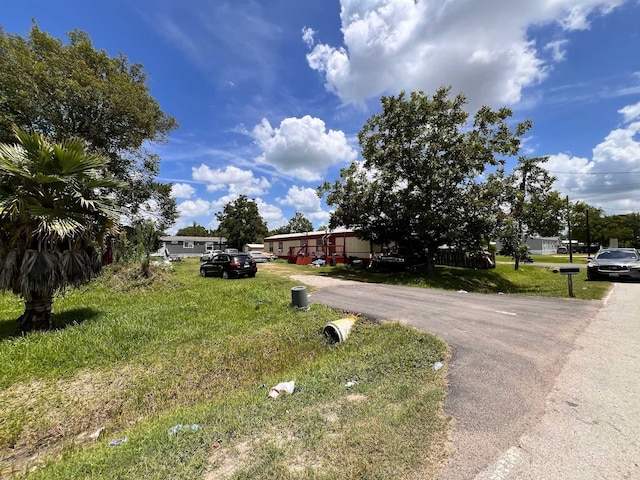623 E Saint Charles Dr, Crosby, TX 77532 - photo 2