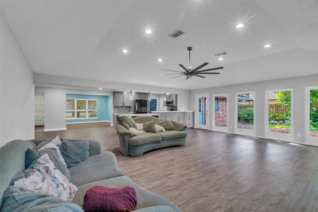 8902 Theysen Dr, Houston, TX 77080 - photo 20
