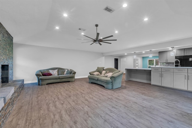 8902 Theysen Dr, Houston, TX 77080 - photo 18