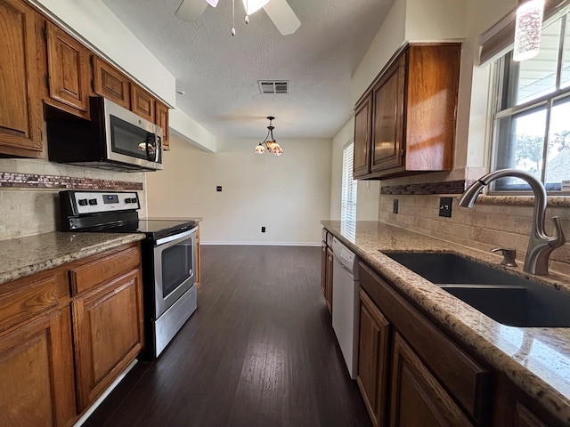 3119 Pilgrims Point Ln, Pearland, TX 77581 - photo 6