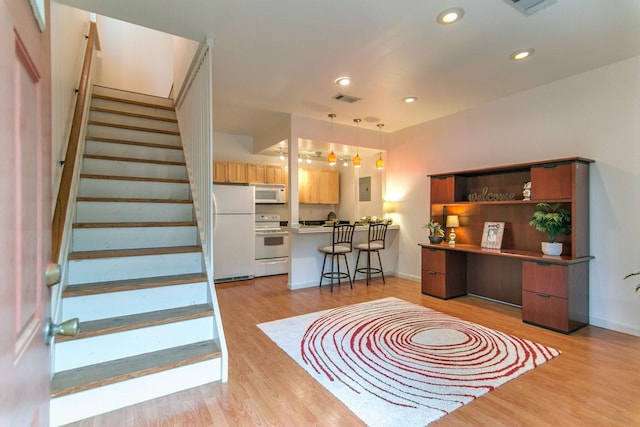 1111 Rutland St, Houston, TX 77008 - photo 32