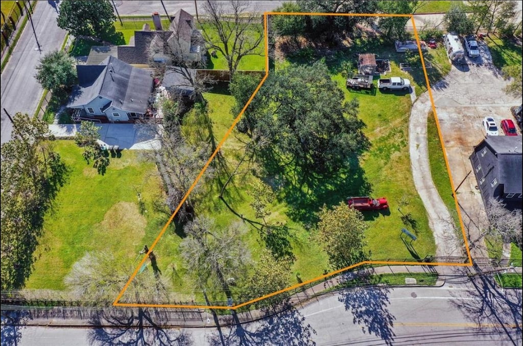 4976 Polk St, Houston, TX 77023 - photo 1