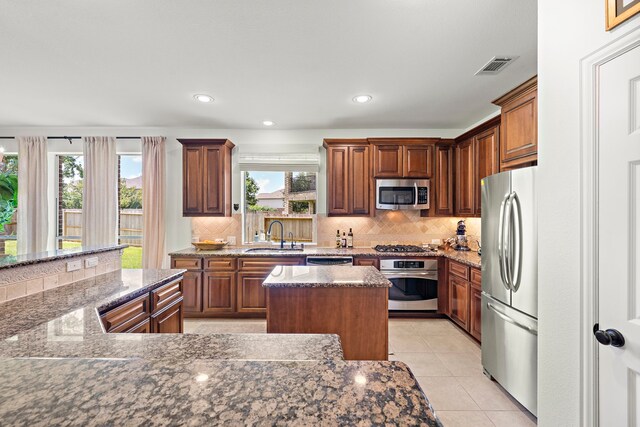 12214 Cobble Cove Cir, Cypress, TX 77433 - photo 14