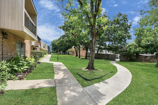 4725 Indian Trl Unit 3, Baytown, TX 77521 - photo 3