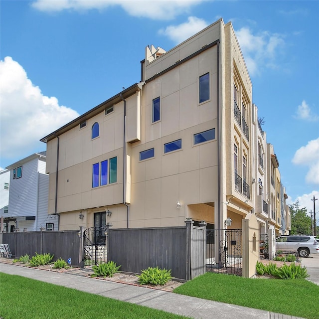 2301 Couch St, Houston, TX 77008 - photo 3