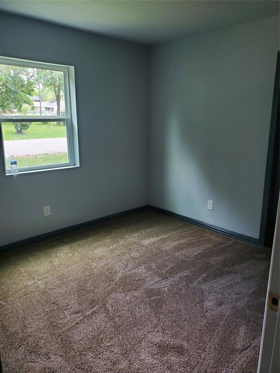 4833 Alvin St, Houston, TX 77033 - photo 6