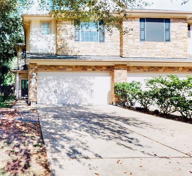 213 Drake Run Ln, Dickinson, TX 77539 - photo 1