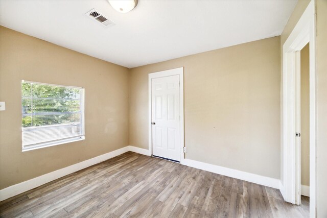 3324 Bacchus St, Houston, TX 77022 - photo 7