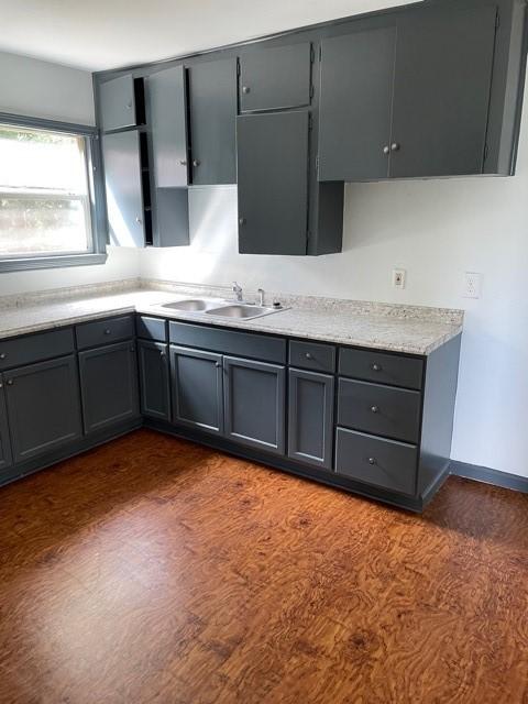 7210 Kassarine Pass, Houston, TX 77033 - photo 15
