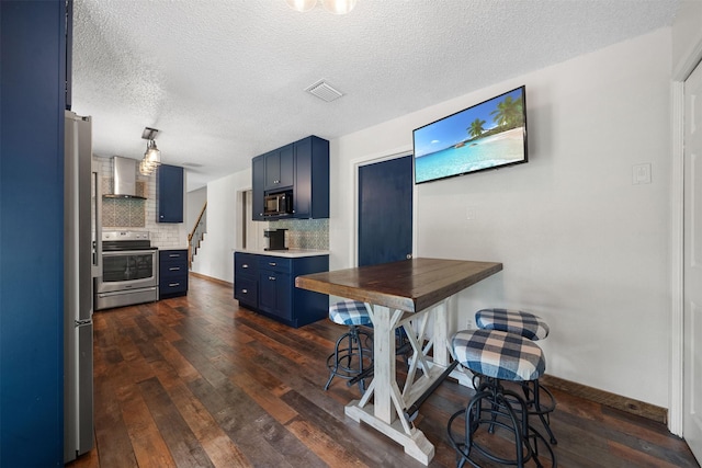 224 Old Oaks St, League City, TX 77573 - photo 13