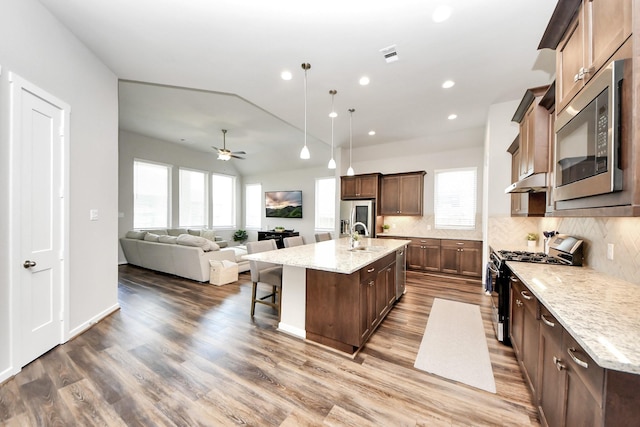 2006 Laurelwood Trl, Missouri City, TX 77459 - photo 1