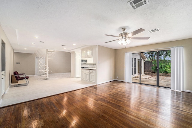 9650 Val Verde St, Houston, TX 77063 - photo 12