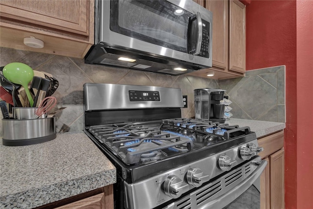 5519 Cinnamon Lake Dr, Baytown, TX 77521 - photo 9
