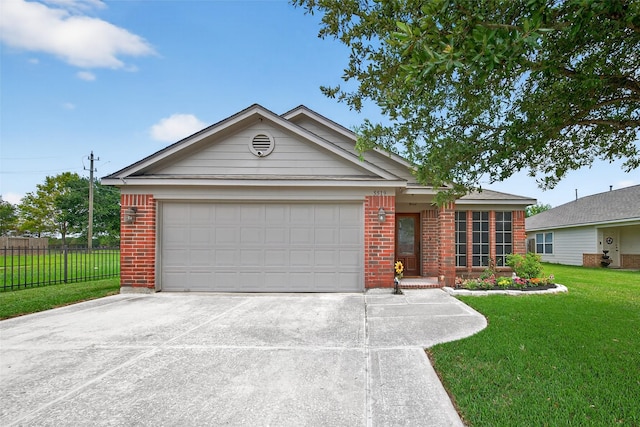 5519 Cinnamon Lake Dr, Baytown, TX 77521 - photo 2