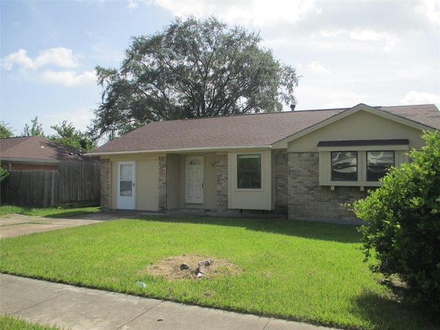 4504 Hemlock Dr, Baytown, TX 77521 - photo 1