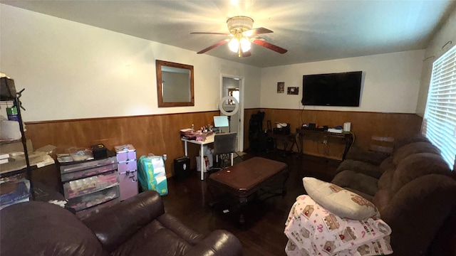 607 Pearl St, Baytown, TX 77520 - photo 11