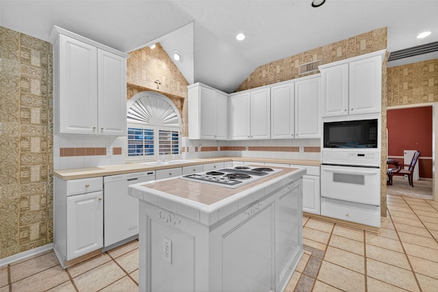 9719 Kinslowe Ct, Houston, TX 77064 - photo 17