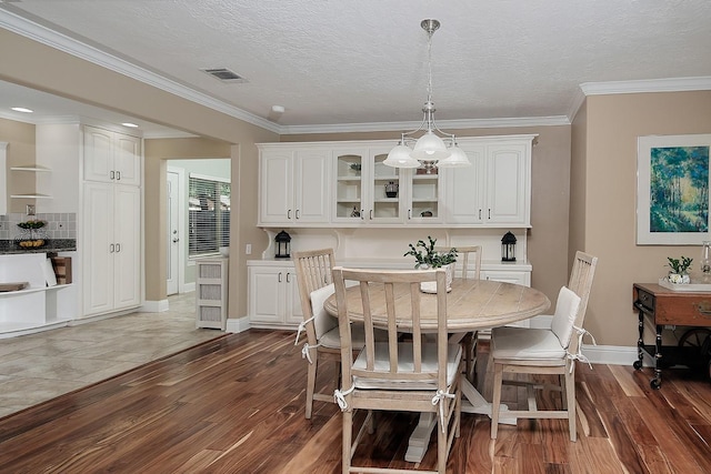 108 S Timber Top Dr, The Woodlands, TX 77380 - photo 17