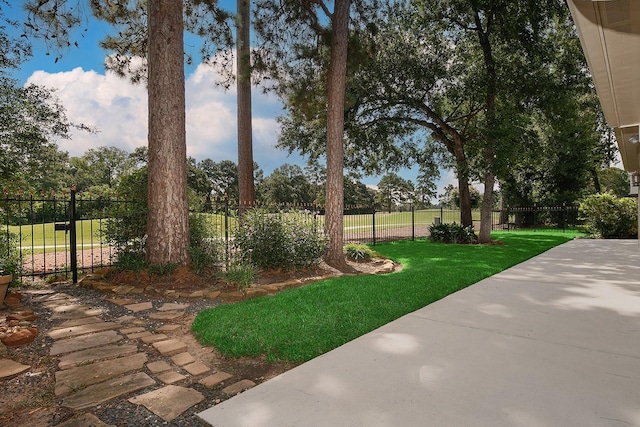 108 S Timber Top Dr, The Woodlands, TX 77380 - photo 40