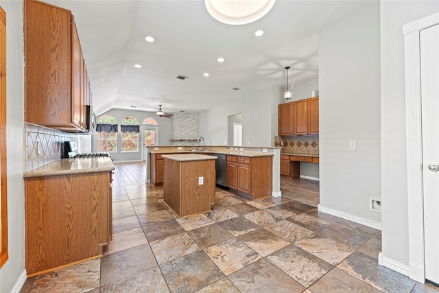 9018 Heather Springs Dr, Spring, TX 77379 - photo 10