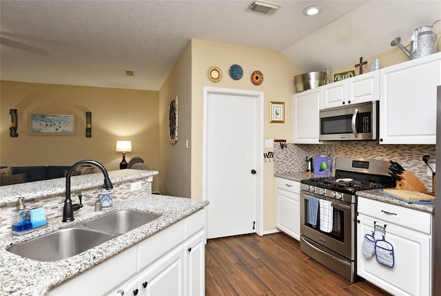26 S Vesper Bend Cir, The Woodlands, TX 77382 - photo 15