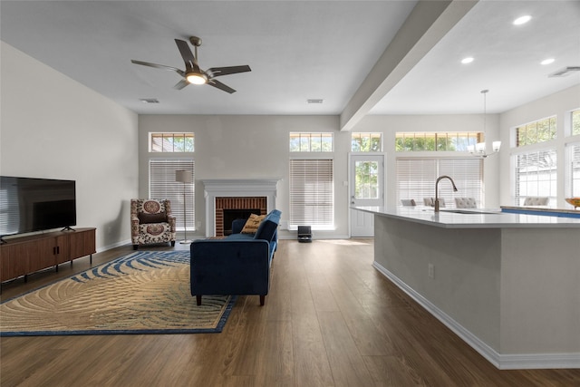 1305 Beechwood Dr, Friendswood, TX 77546 - photo 5
