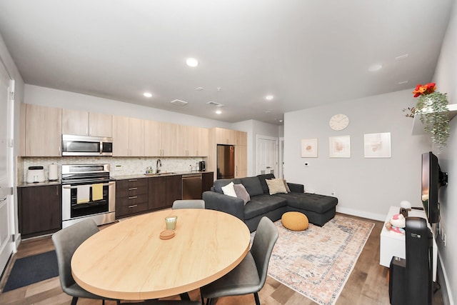 4819 Caroline St Unit 102, Houston, TX 77004 - photo 4