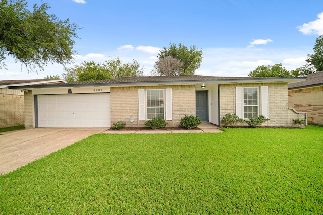 9903 Robin St, La Porte, TX 77571 - photo 2