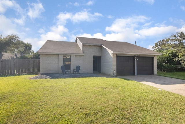 15535 Evergreen Place Dr, Houston, TX 77083 - photo 2