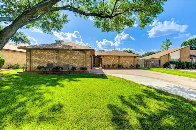 7918 Tamayo Dr, Houston, TX 77083 - photo 8