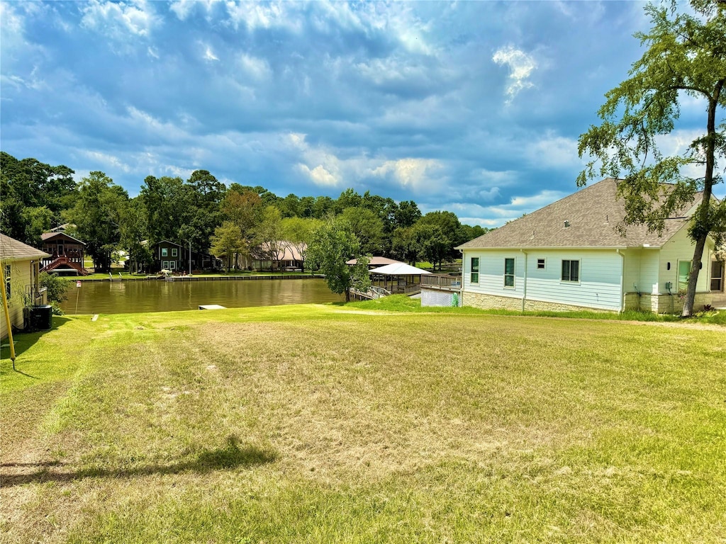 299 Twin Magnolia, Onalaska, TX 77360 - photo 2